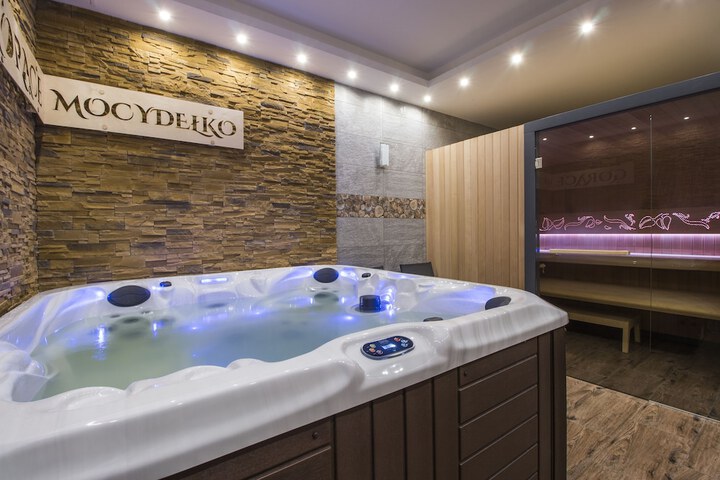 Steam room