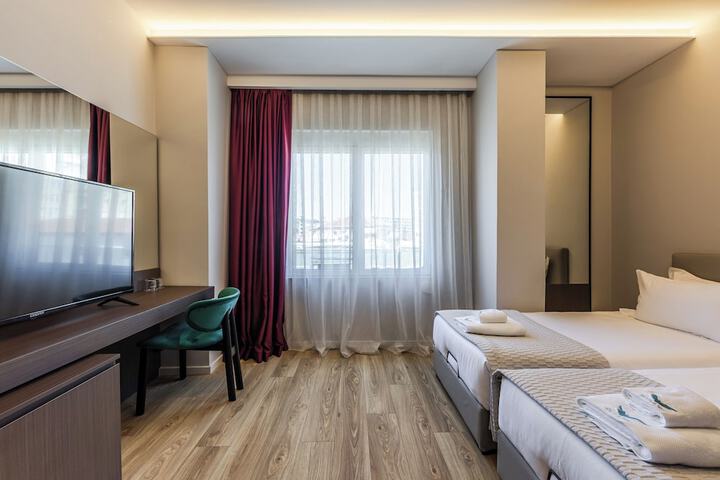 Room 64 of 171
