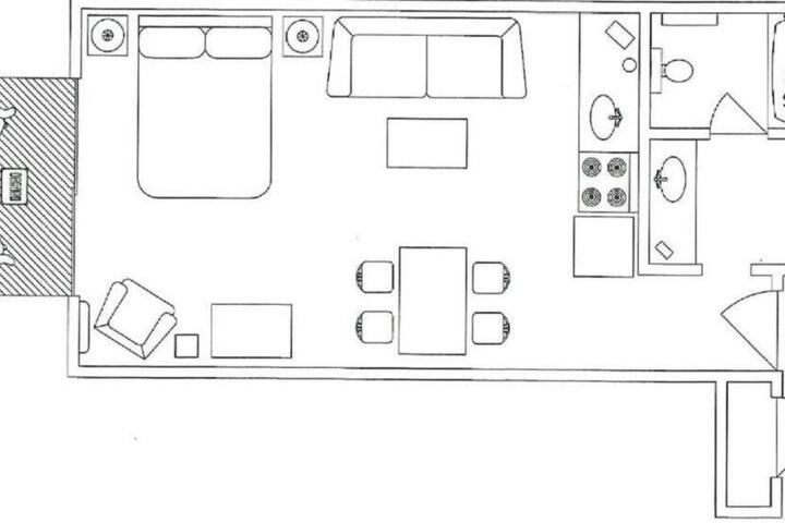 Room 22 of 38