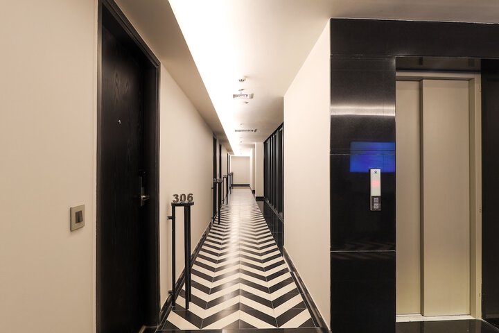 Hotel Interior 4 of 65