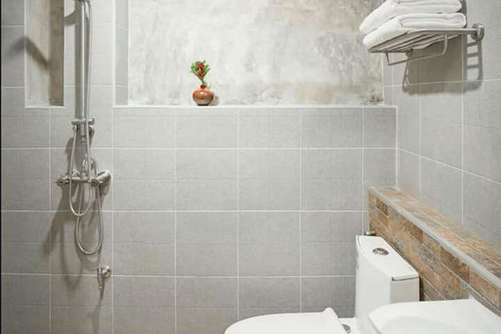 Room 27 of 52