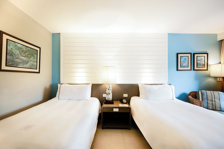 Room 32 of 151