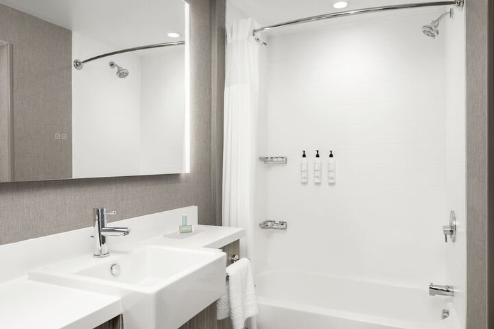 Room 20 of 35