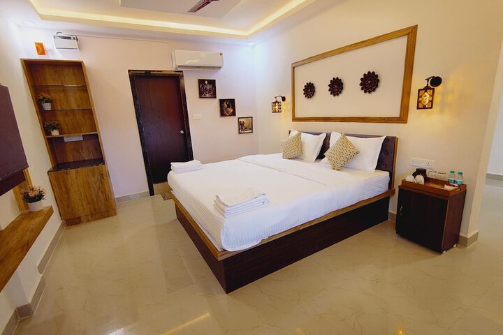 Room 21 of 44