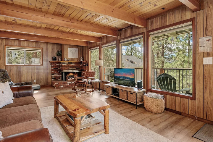 Photo of Big Bear Moose House