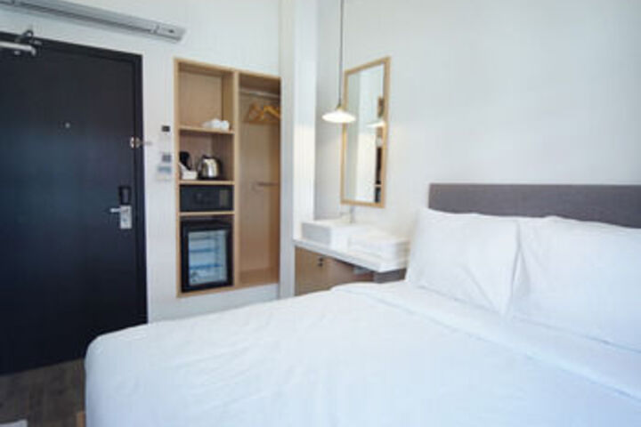Room 41 of 74