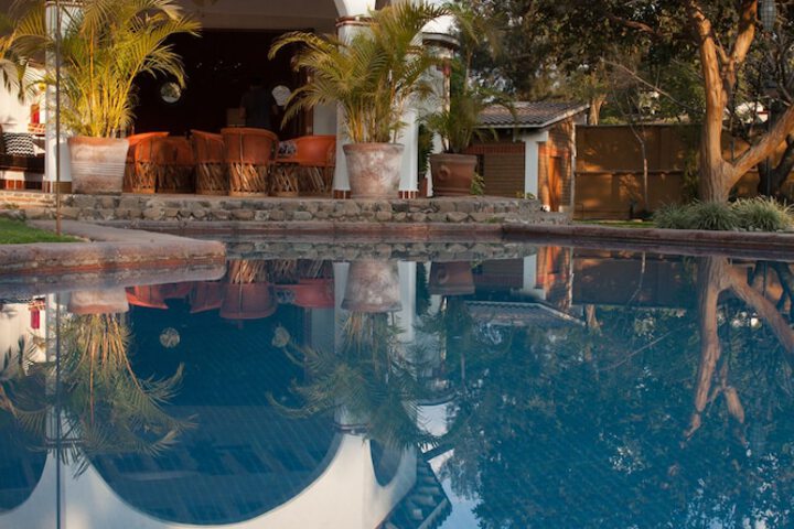 Pool 90 of 120