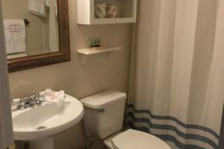 Room 4 of 42