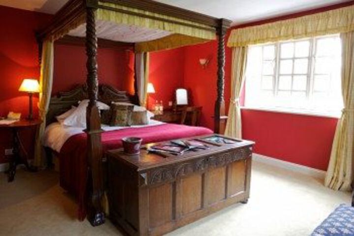 Room 14 of 25