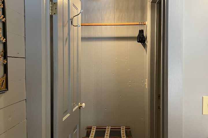 Room 42 of 117
