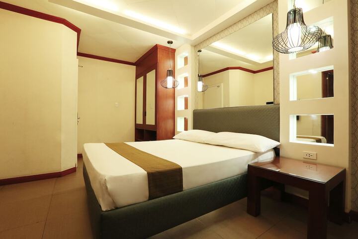Room 13 of 56