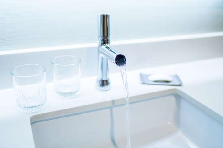 Bathroom sink