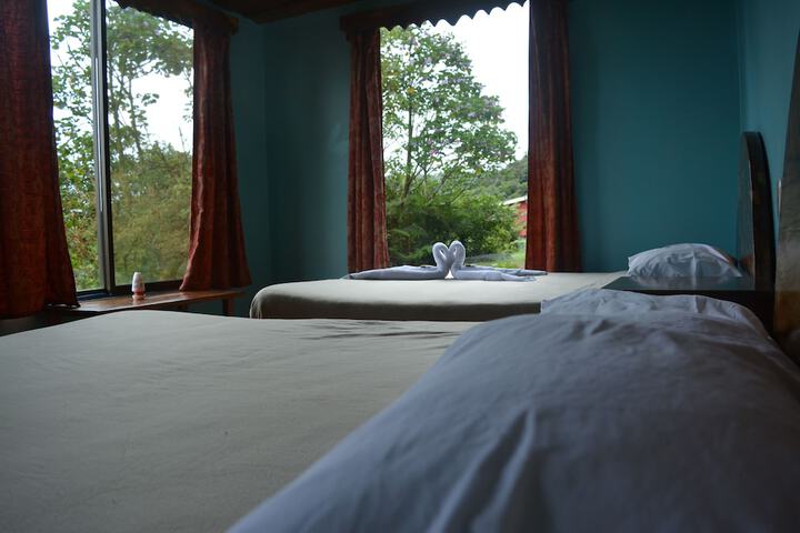 Room 3 of 52