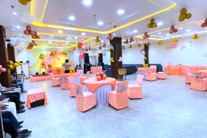 Ballroom/Hall 22 of 26