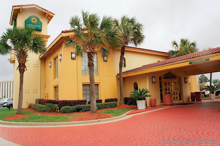 Exterior of LA QUINTA INN