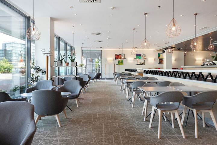 Guest Lobby