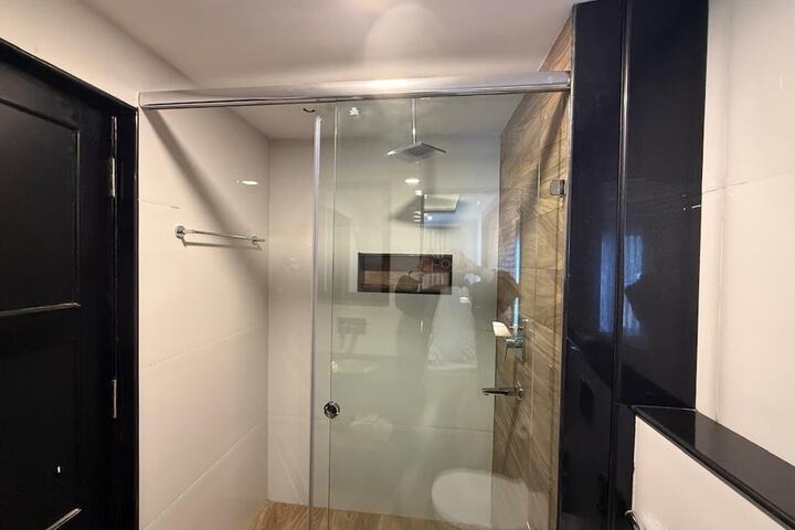 Clean Restrooms