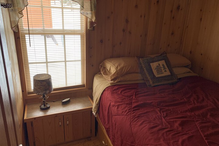 Room 11 of 53