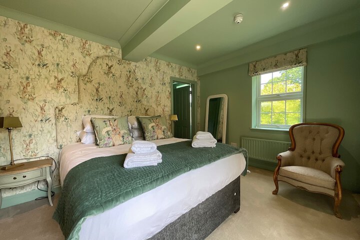 Room 28 of 53
