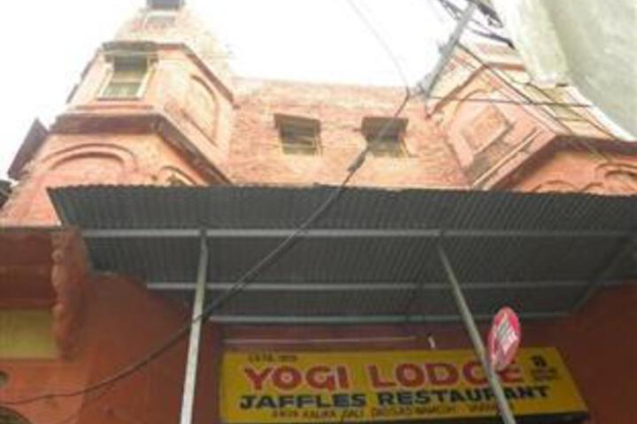 Yogi Lodge