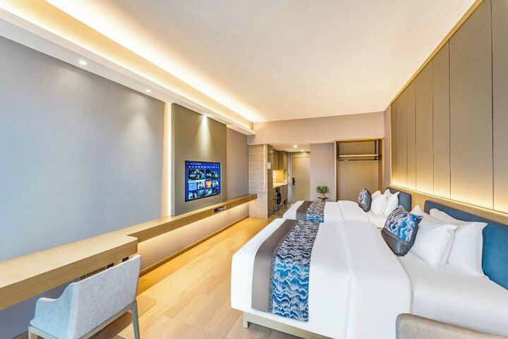 Room 10 of 23