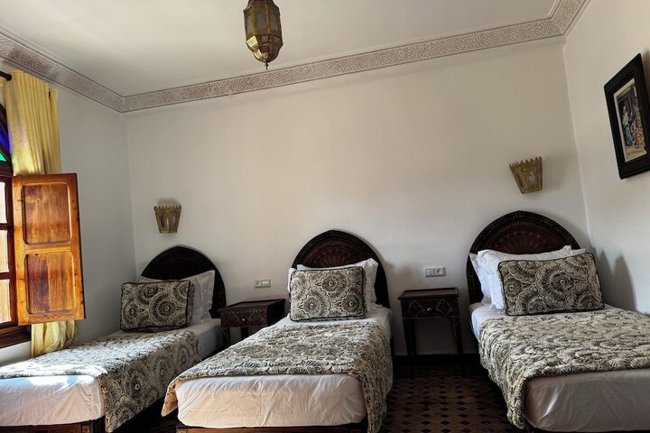 Room 46 of 98