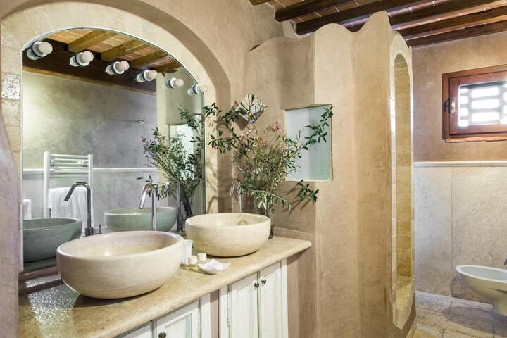 Bathroom Interior Photo