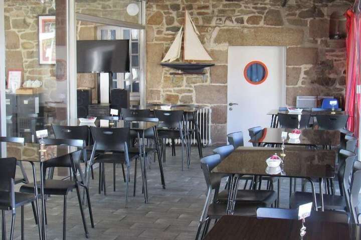 Dining 49 of 78