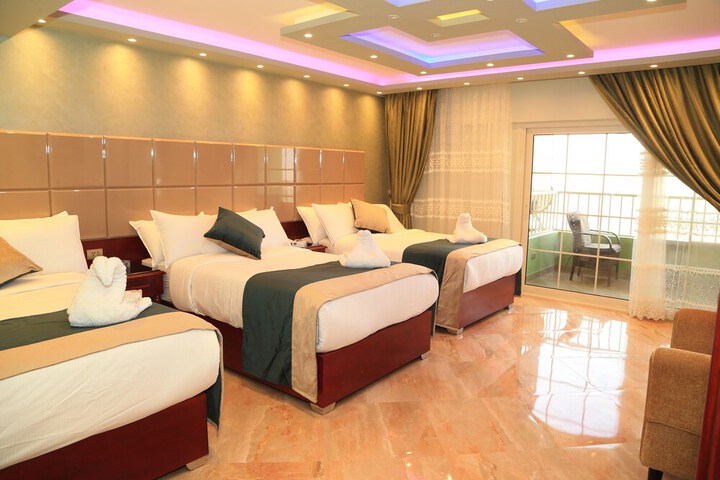Room 10 of 59