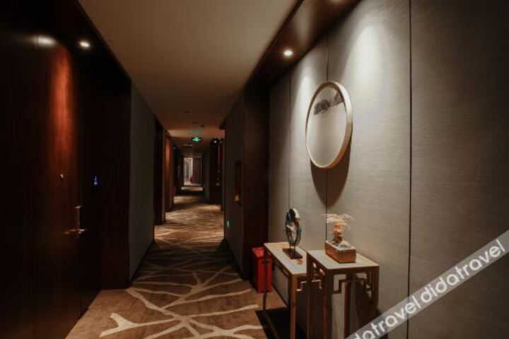 Hotel Interior 18 of 25