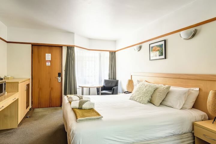 Room 14 of 86