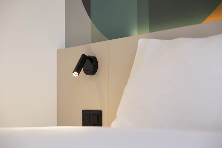 Room 19 of 65