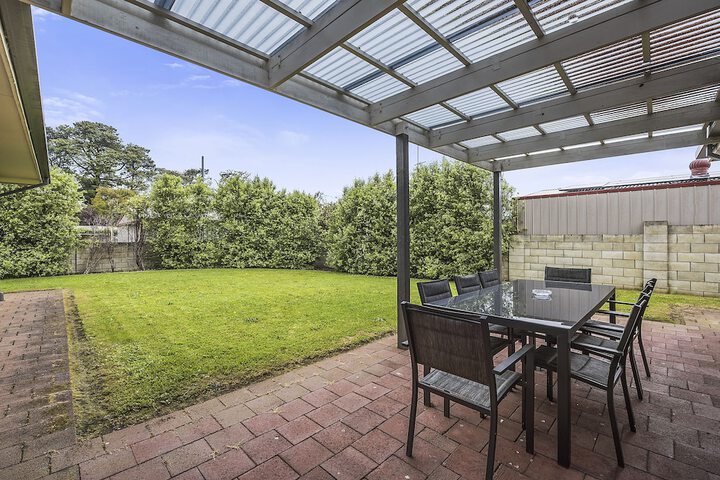 Terrace/Patio 9 of 10