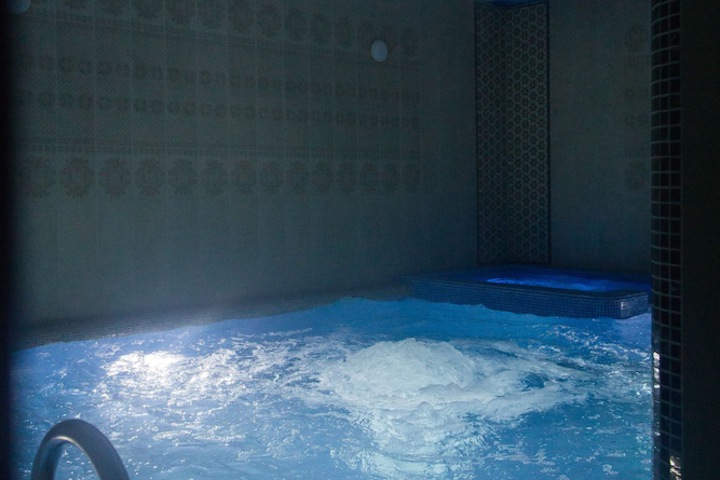 Spa 31 of 46