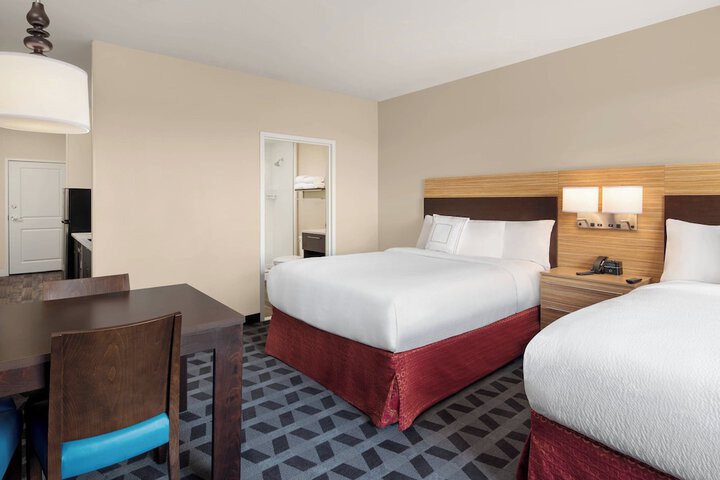 Room 8 of 31