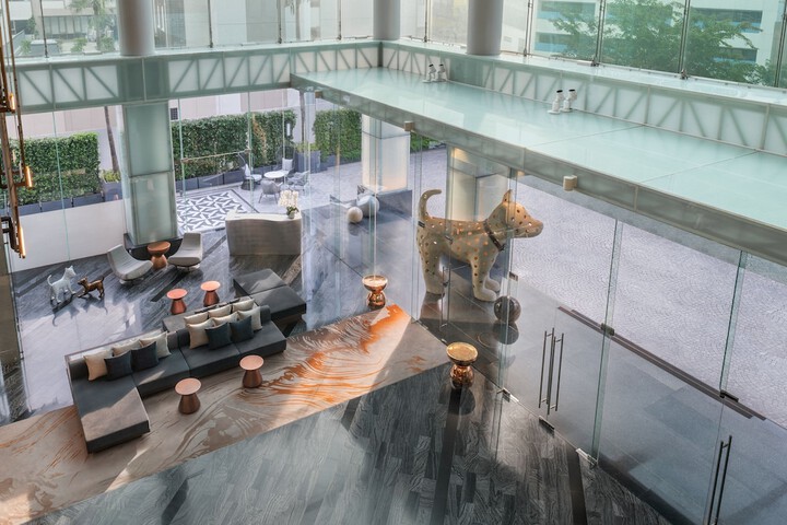 Entrance & Lobby
