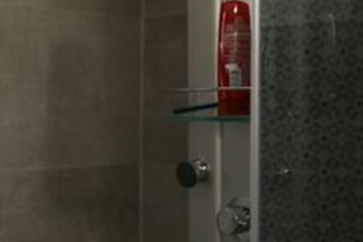Room 3 of 22