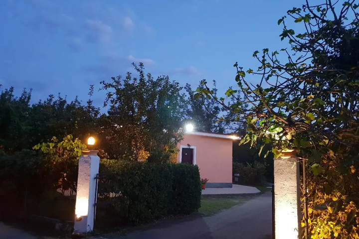Mileona Rooms