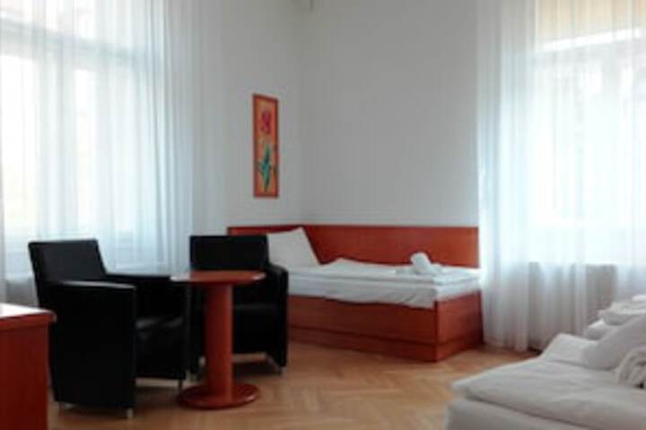 Room 202 of 324