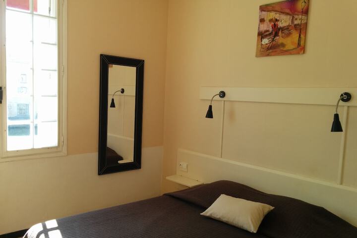 Room 5 of 53