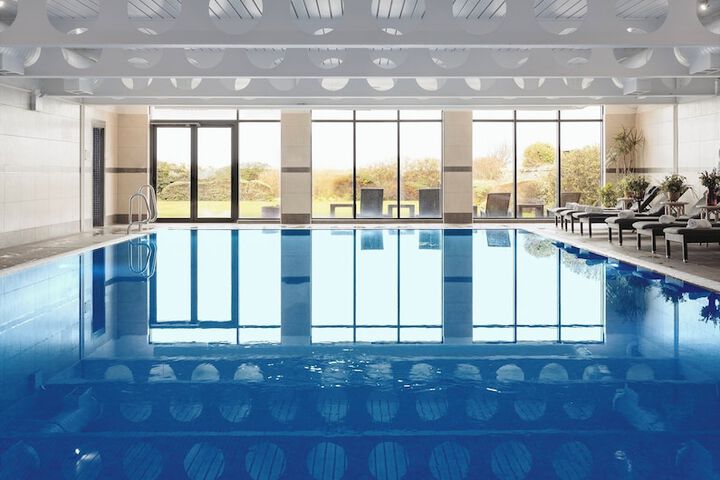 Pool 39 of 58