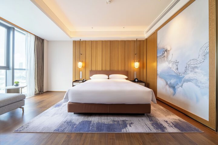 Room 17 of 68