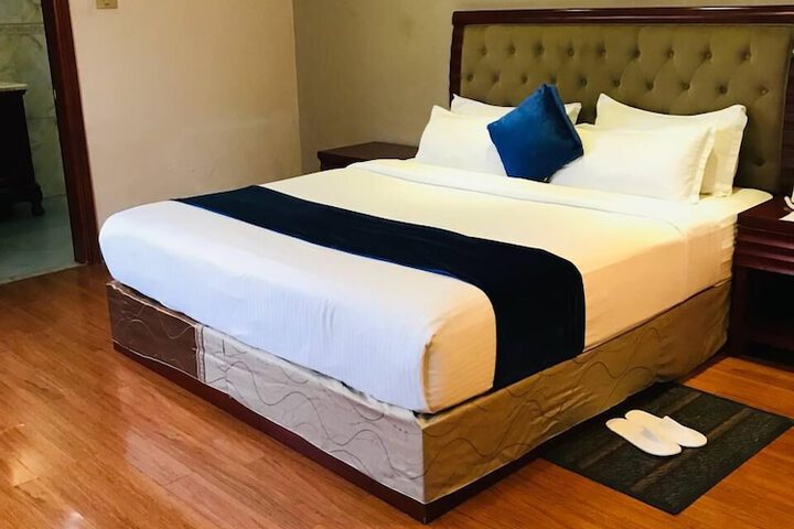 Blue Nest Hotel