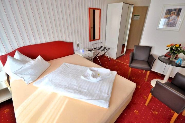 Room 22 of 85
