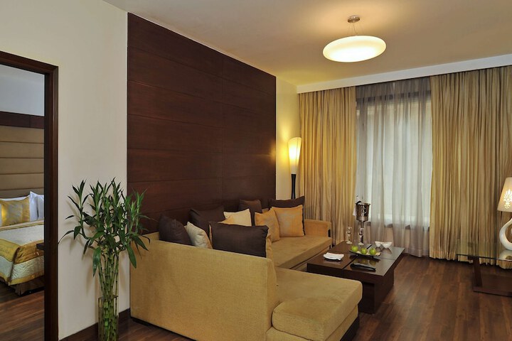 Room 6 of 46