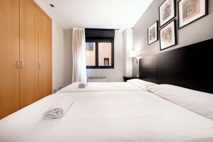 Room 14 of 74