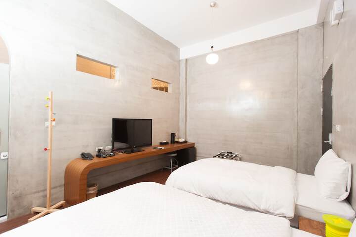 Room 18 of 56