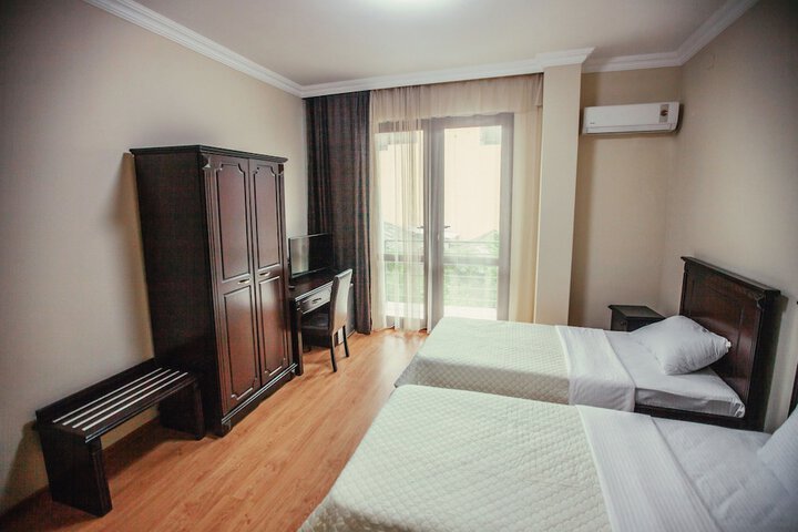 Room 3 of 14