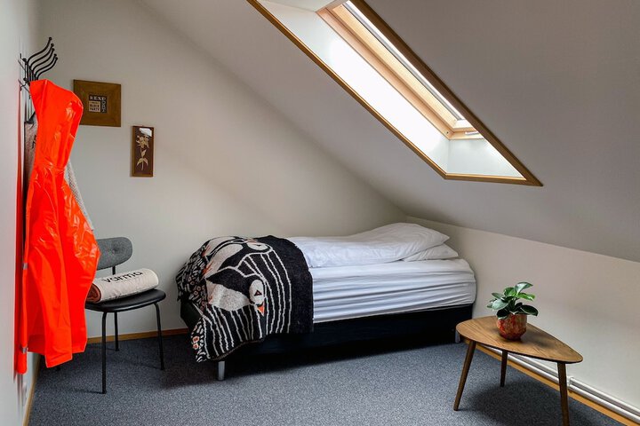 Room 8 of 23