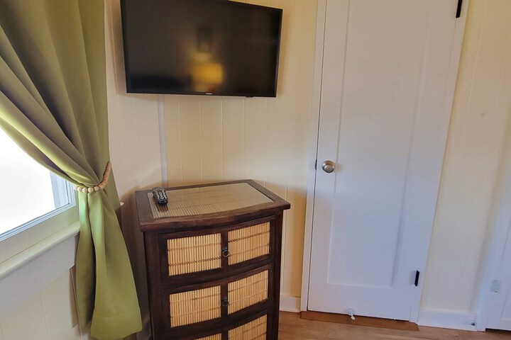 Room 9 of 31